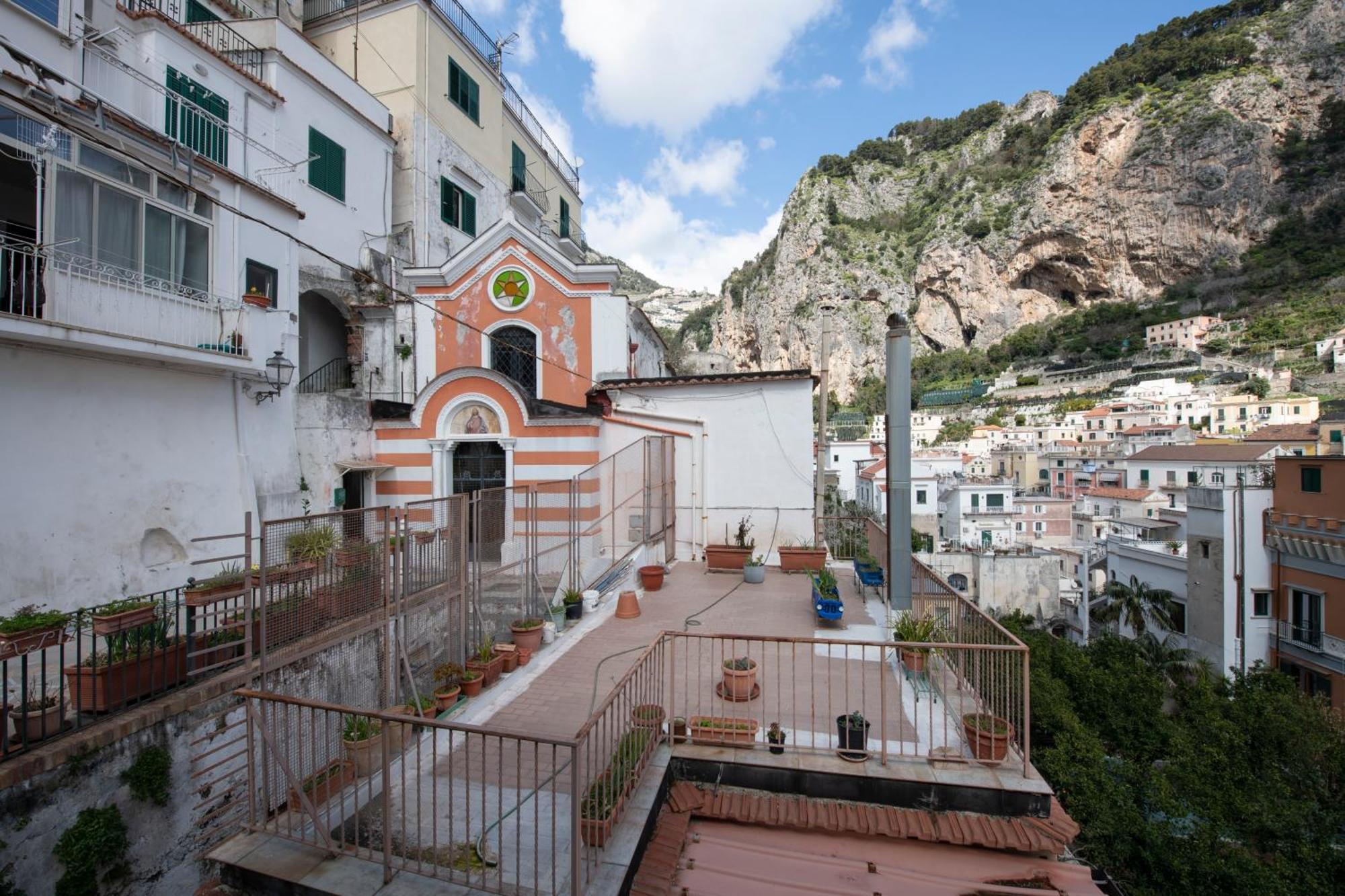 Vittoria House Centro Storico Villa Amalfi Exterior photo